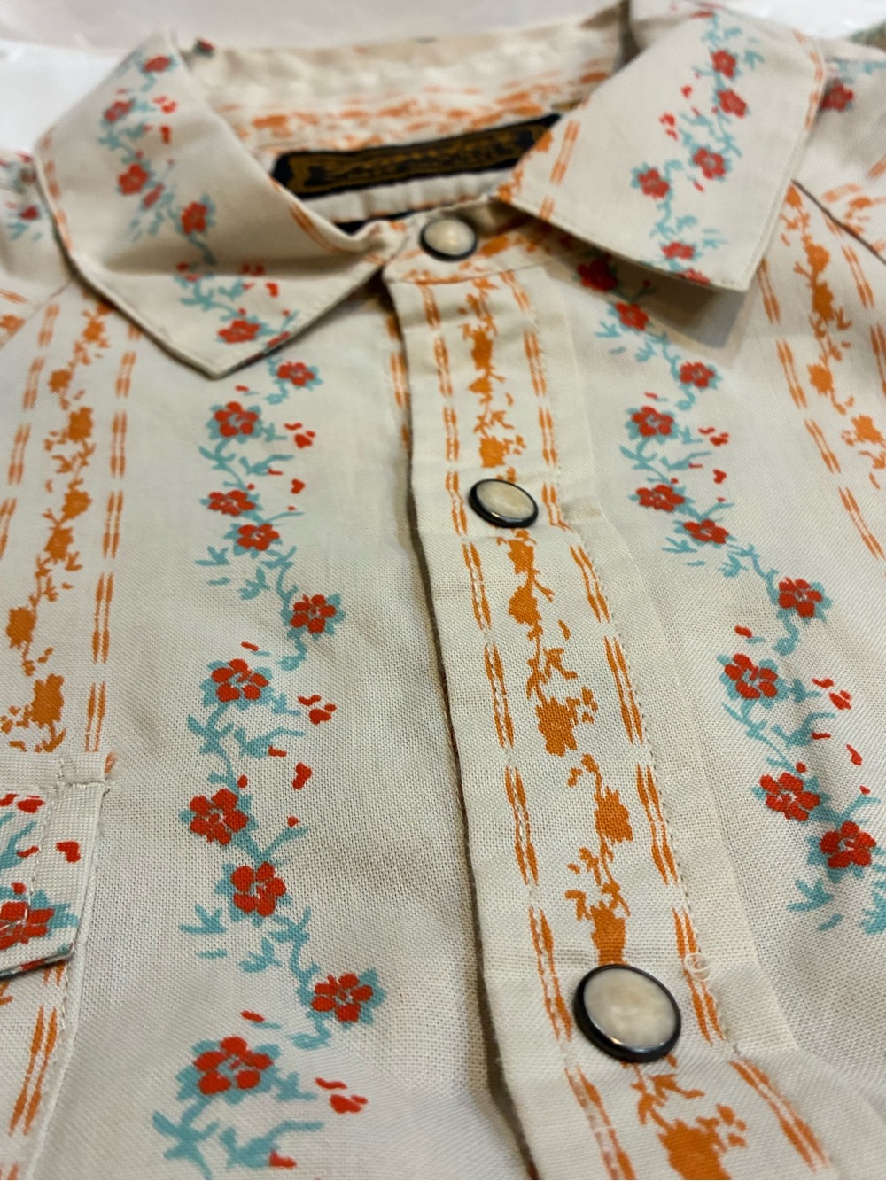 Howler Brothers - Cream Floral Stripe Button-Down Shirt,  Rust Accents MED NWT - Picture 2 of 4
